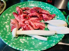 -欧巴炭烤肉오빠숯불구이(南京东路店)