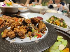 -海鸿荟·沿江菜(中山北路店)