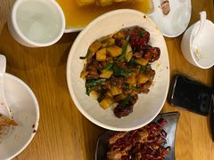 -隔壁老王·家常云南菜(花巷店)