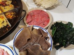 -岗上渣渣老火锅(两路口店)