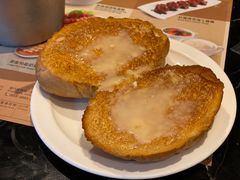 奶油豬仔包-翠华餐厅(百老汇店)