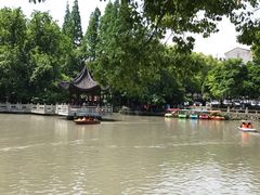 -汇龙潭