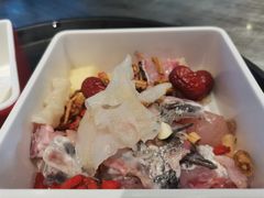 -马家斑.鲜鱼火锅(松湖万科店)