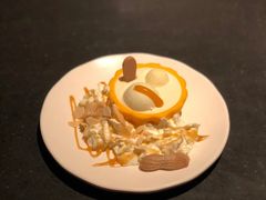 弹汤团形蛋糕-星巴克(杭州临平银泰城B1店)