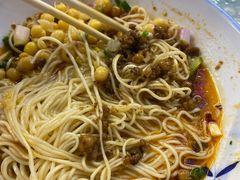 -八一路好吃街(雨田商务大厦店)