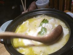 -九锅一堂酸菜鱼(万达广场店)