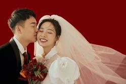 -至臻微拉婚纱摄影