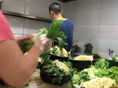 -曹宝林砂锅麻辣烫(星光路店)