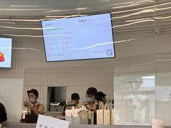-喜茶(迪士尼小镇·平行宇宙店)