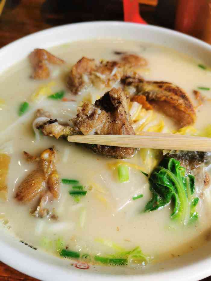 彭海军鱼粉简餐(棕榈店)-"彭海军鱼粉简餐衡阳早餐很火的粉店这生..."