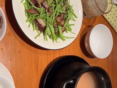 -莲餐厅·湖北菜·潜江小龙虾店(愚园路店)