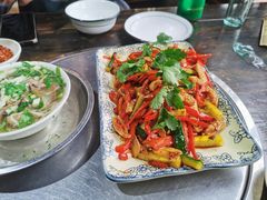 -乐山食古香跷脚牛肉