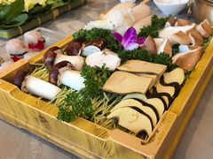 -慢丽江·云南野生菌土鸡锅(付家庄店)