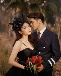 -雪中彩影婚纱摄影·微光艺术中心