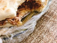 腊汁肉夹馍-张军擀面皮(陕西广慈医院店)