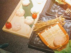 -湊湊火锅·茶憩(打浦桥日月光店)