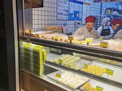 -鲍师傅糕点(江苏路店)