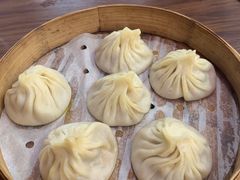蟹黄小笼-朱新年·苏式汤团·面点(北寺塔店)