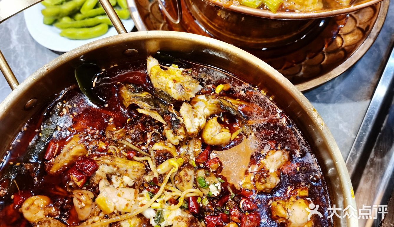 炭锅牛蛙美味的让人“呱呱叫”🥰