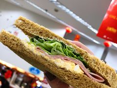 -全家便利店(沪南公路店)