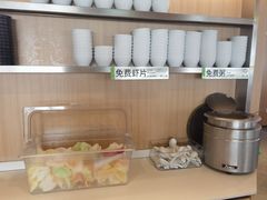 -百年港湾奥特莱斯(香炉礁店)