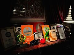 -弦月窗LUNETTE BY AMANDA(复兴路店)