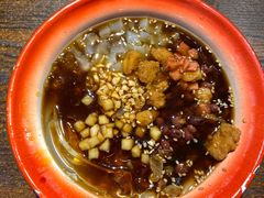 -爆炸头阿姨小四川正宗川味小吃(无任何分店)