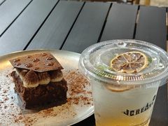 -J Create城市露营咖啡·简餐·宠物(上海动物园店)