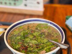 -云阿蛮云南生烫牛肉米线(奉贤路店)