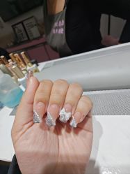 -丽心自助美甲美睫