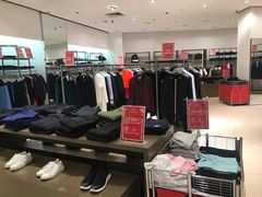 -MFO时尚折扣店