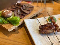 -河坝烧烤串城(虹桥中心店)