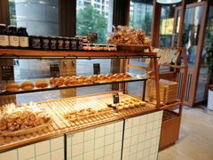 -Dough&Joe团憩(瑞虹天地月亮湾店)