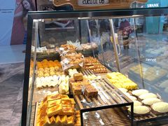 面包甜点陈列柜-东哥面包(江宁大润发店)