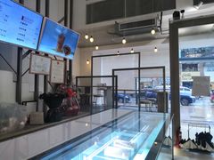 -顶东面包花园·生日蛋糕(世博店)