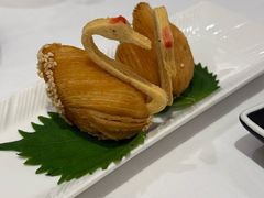 鲍鱼天鹅酥-白天鹅宾馆-宏图府餐厅