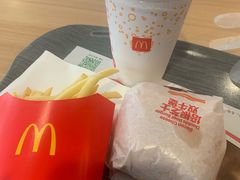 -麦当劳(金山红星美凯龙DT店)