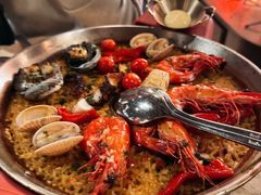 西班牙精选海鲜大虾铁板饭-BROWNSTONE布朗石西班牙餐厅(富城店)