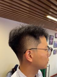 -米娜男士新国潮理发馆