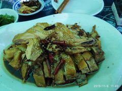 酱油鸡-瑞丰园庭院餐厅·白族传统家常菜