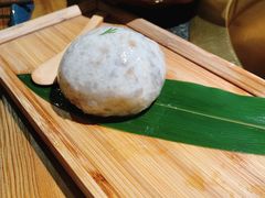 飞鱼籽墨鱼滑-湊湊火锅·茶憩(东城万达店)