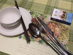 -月亮眼花园餐厅书吧酒吧