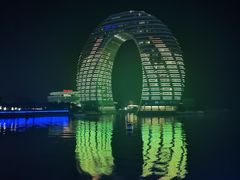 -湖州太湖旅游度假区-月亮广场