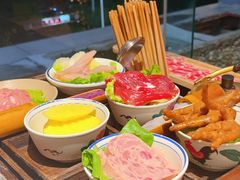 -卤校长重庆火锅(国兴店)