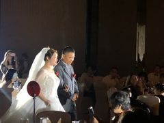 -广州天河希尔顿酒店