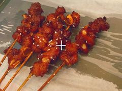 -何妹湿辣牛肉·粤式烧烤砂煲(桂雅路店)