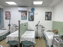 -金品苗方专业祛痘中心