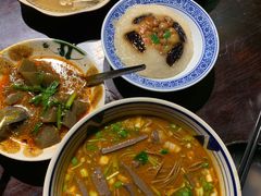 -蓝田九大碗民俗食府(蓝田店)