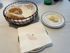 -Wolfgang’s Steakhouse 沃夫冈牛排馆(上海白玉兰广场店)