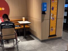 -麦当劳(百联西郊购物中心店)